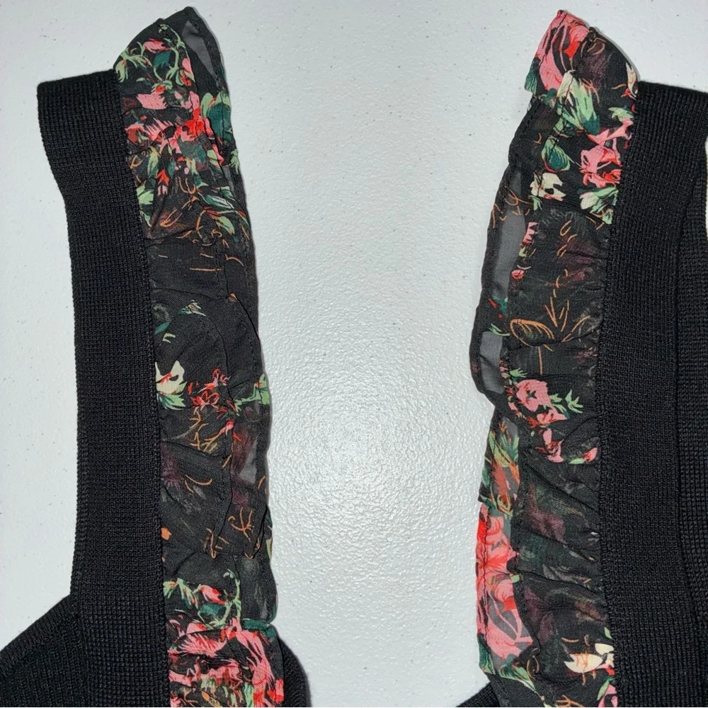 Maeve Knit Ribbed Tank W/Floral Ruffle Straps Size XXS - Picture 6 of 7